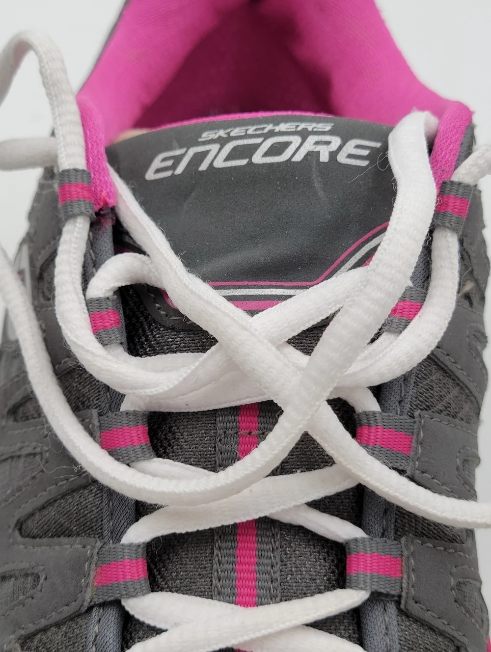 Skechers Encore Be Seen Sneakers Women Size 8.5 Gray Pink Athletic Memory Foam